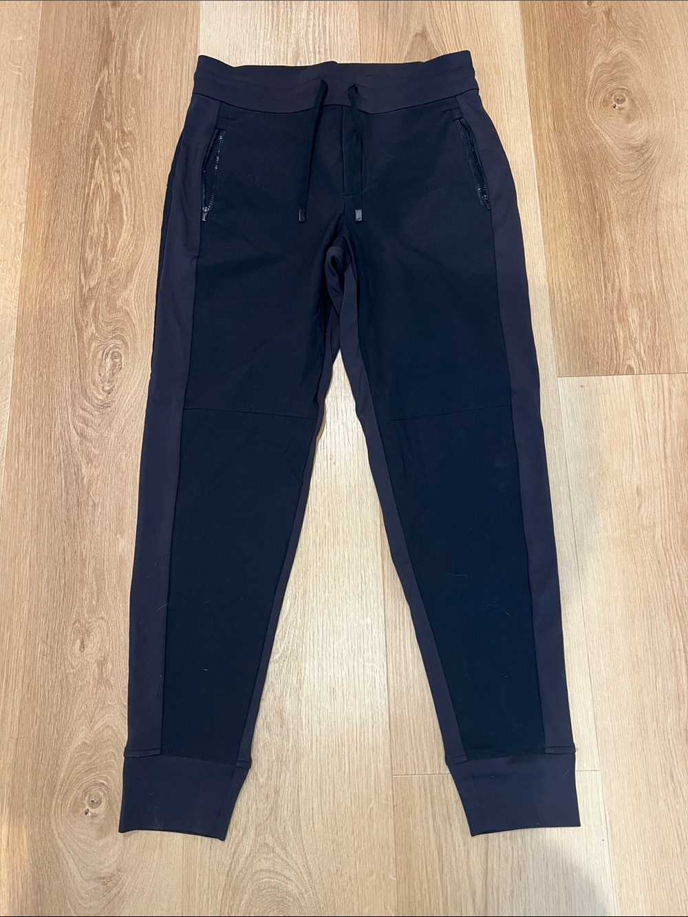 Athleta Headlands Hybrid Mid Rise Jogger, Black SIZE 8